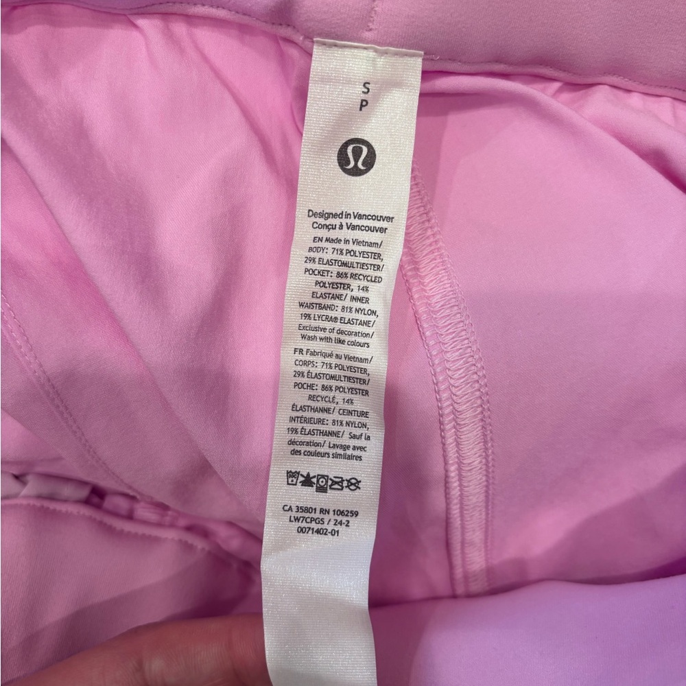 Lululemon Cinchable Waist High-Rise Woven Short - Picture 6 of 6